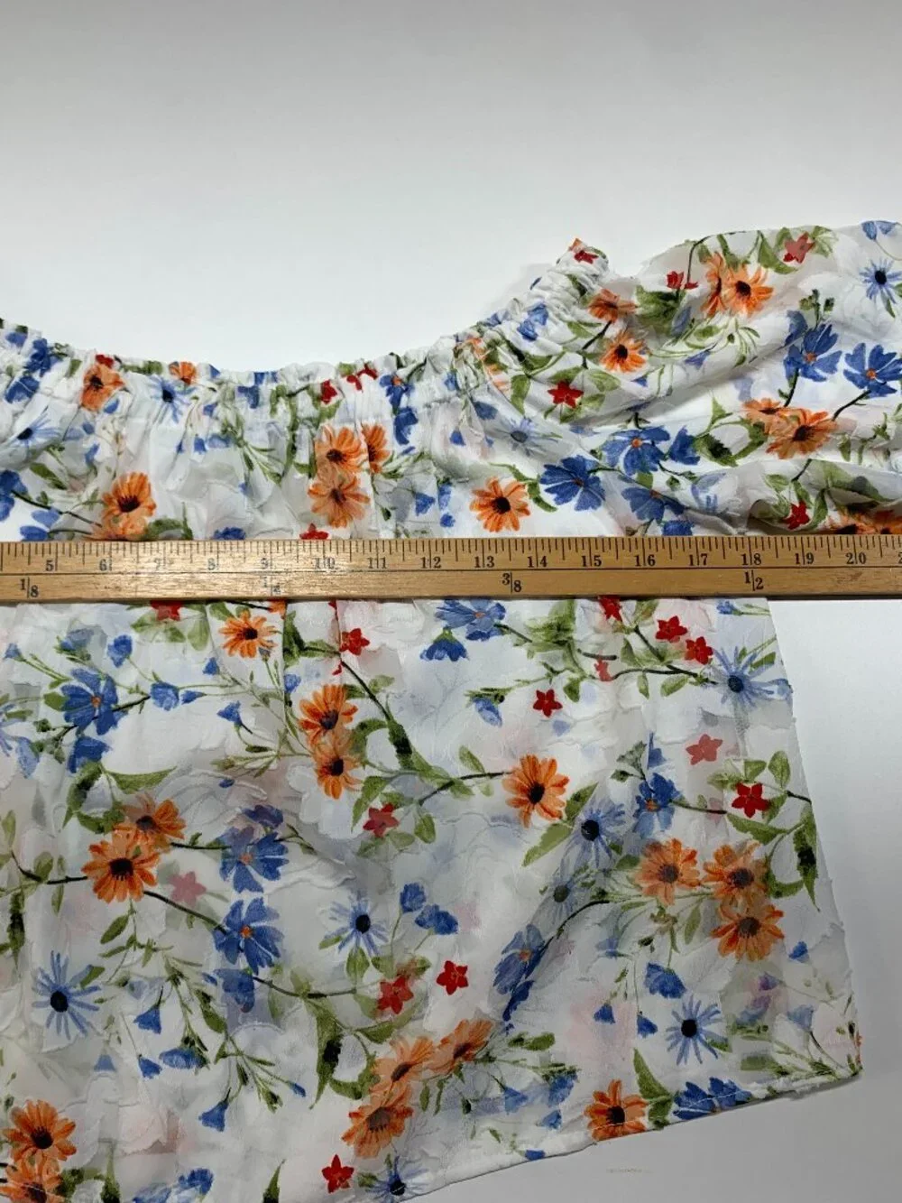Dynamite Floral Medium Sheer Ruched Spring Summer Blouse - Picture 4 of 9